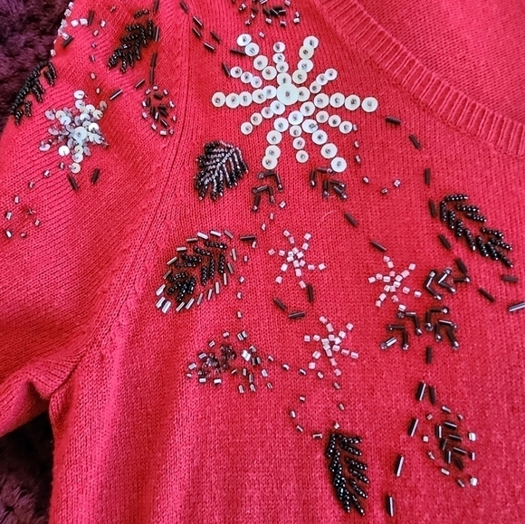Cato holiday sweater dress red with black/silver beads size Large - Picture 5 of 5